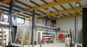 Construction d'un hall des ouvriers à St-Hubert